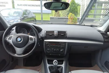 BMW 118i Sparkling Graphite Metallic +Nagyon Menő +3X-s GARANCIA !!