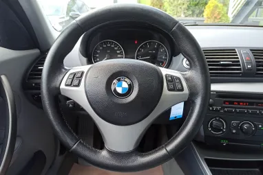 BMW 118i Sparkling Graphite Metallic +Nagyon Menő +3X-s GARANCIA !!