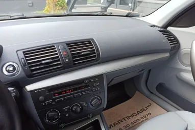 BMW 118i Sparkling Graphite Metallic +Nagyon Menő +3X-s GARANCIA !!