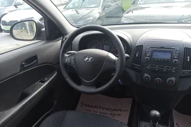 HYUNDAI I30 1.4 DOHC Comfort Steel Gray Metallic +1.Tulaj +Friss Műszaki +Keveset futott +Végig Vez.Szervizkönyv +3X-s GARANCIA !!