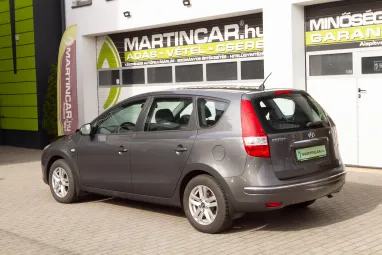 HYUNDAI I30 1.4 DOHC Comfort Steel Gray Metallic +1.Tulaj +Friss Műszaki +Keveset futott +Végig Vez.Szervizkönyv +3X-s GARANCIA !!