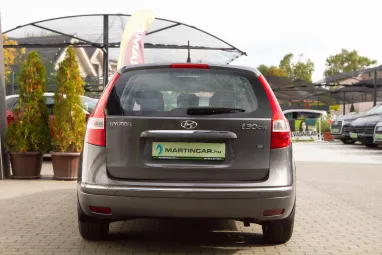 HYUNDAI I30 1.4 DOHC Comfort Steel Gray Metallic +1.Tulaj +Friss Műszaki +Keveset futott +Végig Vez.Szervizkönyv +3X-s GARANCIA !!