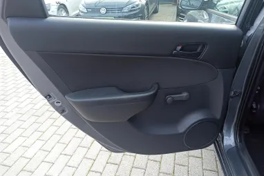 HYUNDAI I30 1.4 DOHC Comfort Steel Gray Metallic +1.Tulaj +Friss Műszaki +Keveset futott +Végig Vez.Szervizkönyv +3X-s GARANCIA !!