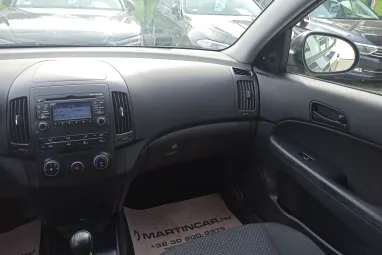 HYUNDAI I30 1.4 DOHC Comfort Steel Gray Metallic +1.Tulaj +Friss Műszaki +Keveset futott +Végig Vez.Szervizkönyv +3X-s GARANCIA !!