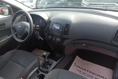 HYUNDAI I30 1.4 DOHC Comfort Steel Gray Metallic +1.Tulaj +Friss Műszaki +Keveset futott +Végig Vez.Szervizkönyv +3X-s GARANCIA !!