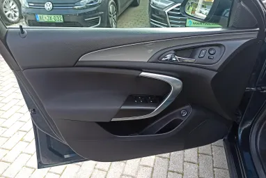 OPEL INSIGNIA Sports Tourer 2.0 CDTI Edition (Automata) Business Smaragd Grün Metallic+ Mo.-i 1.Tulaj+ Vez.Szervizkönyv +3X-s GARANCIA !!