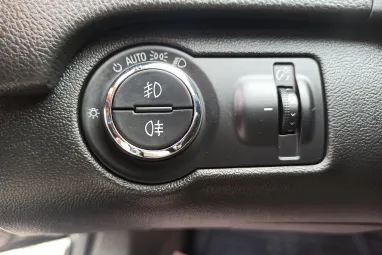 OPEL INSIGNIA Sports Tourer 2.0 CDTI Edition (Automata) Business Smaragd Grün Metallic+ Mo.-i 1.Tulaj+ Vez.Szervizkönyv +3X-s GARANCIA !!