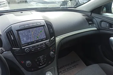 OPEL INSIGNIA Sports Tourer 2.0 CDTI Edition (Automata) Business Smaragd Grün Metallic+ Mo.-i 1.Tulaj+ Vez.Szervizkönyv +3X-s GARANCIA !!