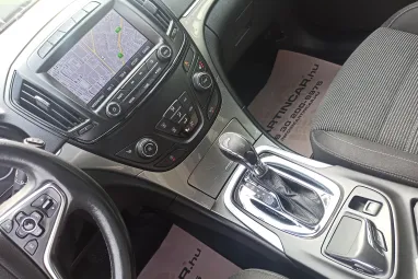 OPEL INSIGNIA Sports Tourer 2.0 CDTI Edition (Automata) Business Smaragd Grün Metallic+ Mo.-i 1.Tulaj+ Vez.Szervizkönyv +3X-s GARANCIA !!