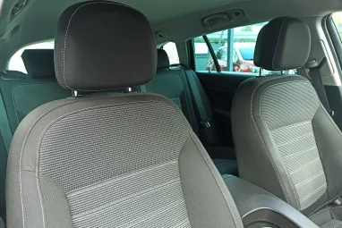 OPEL INSIGNIA Sports Tourer 2.0 CDTI Edition (Automata) Business Smaragd Grün Metallic+ Mo.-i 1.Tulaj+ Vez.Szervizkönyv +3X-s GARANCIA !!