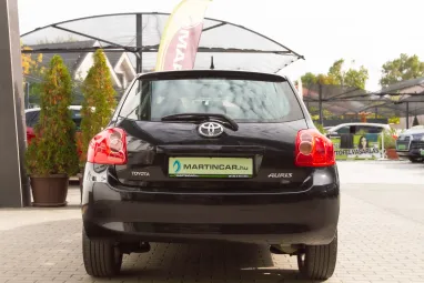 TOYOTA AURIS 1.6 Sol Black Sand Pearl +1.Tulajdonos +Keveset futott+ Végig Vez.Szerviz +3X-s GARANCIA !!