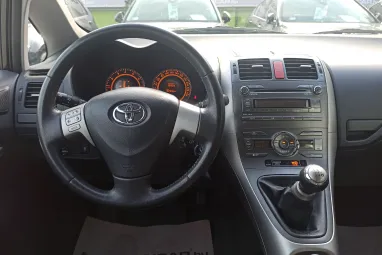 TOYOTA AURIS 1.6 Sol Black Sand Pearl +1.Tulajdonos +Keveset futott+ Végig Vez.Szerviz +3X-s GARANCIA !!