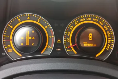 TOYOTA AURIS 1.6 Sol Black Sand Pearl +1.Tulajdonos +Keveset futott+ Végig Vez.Szerviz +3X-s GARANCIA !!