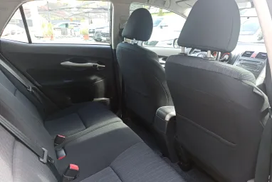 TOYOTA AURIS 1.6 Sol Black Sand Pearl +1.Tulajdonos +Keveset futott+ Végig Vez.Szerviz +3X-s GARANCIA !!