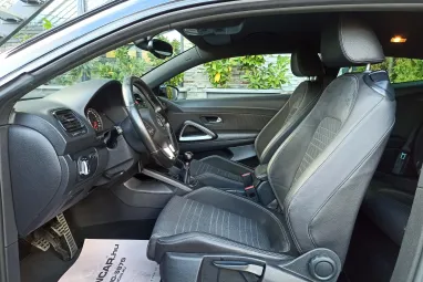 VOLKSWAGEN SCIROCCO 1.4 TSI Schwarz Metallic +Mo.-i 1.Tulaj +Vez.Szerviz +Gyönyörű-Egyedi + 3X-s GARANCIA !!
