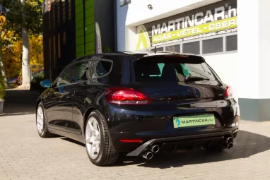 VOLKSWAGEN SCIROCCO 1.4 TSI Schwarz Metallic +Mo.-i 1.Tulaj +Vez.Szerviz +Gyönyörű-Egyedi + 3X-s GARANCIA !!