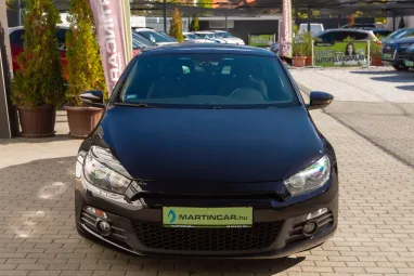 VOLKSWAGEN SCIROCCO 1.4 TSI Schwarz Metallic +Mo.-i 1.Tulaj +Vez.Szerviz +Gyönyörű-Egyedi + 3X-s GARANCIA !!