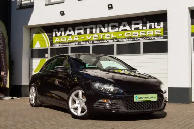 VOLKSWAGEN SCIROCCO 1.4 TSI Schwarz Metallic +Mo.-i 1.Tulaj +Vez.Szerviz +Gyönyörű-Egyedi + 3X-s GARANCIA !!
