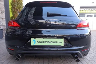VOLKSWAGEN SCIROCCO 1.4 TSI Schwarz Metallic +Mo.-i 1.Tulaj +Vez.Szerviz +Gyönyörű-Egyedi + 3X-s GARANCIA !!