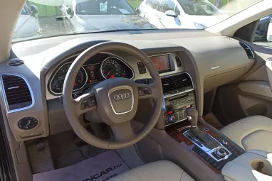 AUDI Q7 3.0 TDI DPF quattro Tiptronic ic 7 személyes Phantom Black Pearl +Első Tulajdonostól +3X-s GARANCIA !!