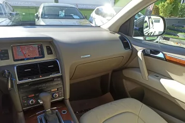 AUDI Q7 3.0 TDI DPF quattro Tiptronic ic 7 személyes Phantom Black Pearl +Első Tulajdonostól +3X-s GARANCIA !!