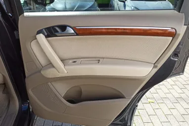 AUDI Q7 3.0 TDI DPF quattro Tiptronic ic 7 személyes Phantom Black Pearl +Első Tulajdonostól +3X-s GARANCIA !!