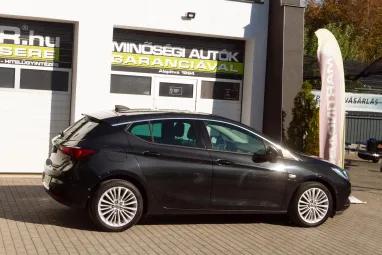 OPEL ASTRA K 1.4 T Innovation Carbon Flash Metalic +1.Tulajdonostól+Vez.Szervíz +Keveset futott +3X-s GARANCIA !!