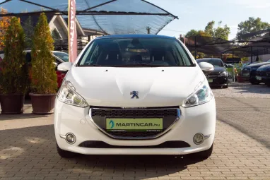 PEUGEOT 208 1.6 VTi Allure Bianca White +1.Tulaj +130E km +Friss Műszaki +3X-s GARANCIA !!