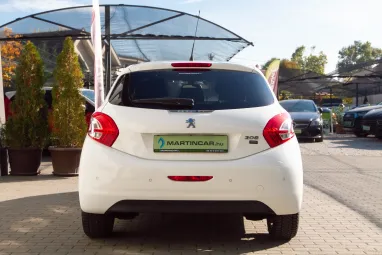 PEUGEOT 208 1.6 VTi Allure Bianca White +1.Tulaj +130E km +Friss Műszaki +3X-s GARANCIA !!