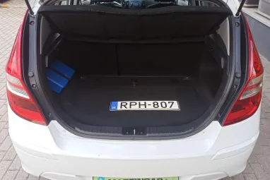 HYUNDAI I30 i30u 1.4 DOHC Life Crystal White +Keveset futott +Igényes állapot +3X-s GARANCIA !!