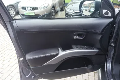 MITSUBISHI OUTLANDER 2.2 DI-D Intense Plus 4WD (Automata) 7 személyes Stone Grey Metallic +1.Tulajdonostól +Friss Szerviz +3X-s GARANCIA !!