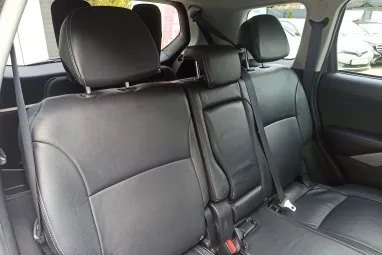 MITSUBISHI OUTLANDER 2.2 DI-D Intense Plus 4WD (Automata) 7 személyes Stone Grey Metallic +1.Tulajdonostól +Friss Szerviz +3X-s GARANCIA !!