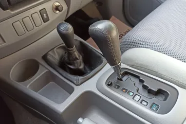 TOYOTA HI LUX Hilux 3.0 D-4D 4x4 Double SR+ (Automata) Dark Green +1. Tulaj +Ritka állapot!! +Friss Műszaki +3X-s GARANCIA !!