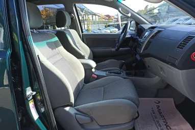 TOYOTA HI LUX Hilux 3.0 D-4D 4x4 Double SR+ (Automata) Dark Green +1. Tulaj +Ritka állapot!! +Friss Műszaki +3X-s GARANCIA !!