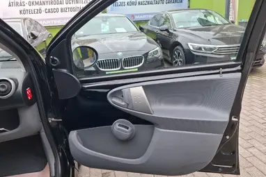 PEUGEOT 107 1.0 Move Igazi AUTOMATA !! Black Caldera Edition +Friss Műszaki +2X-s GARANCIA !!