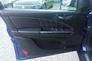 LANCIA DELTA 1.4 T-Jet Oro Midnight Blue +Igazi OLASZ egyéniség +1. Tulaj +Friss Műszaki +3X-s GARANCIA !!