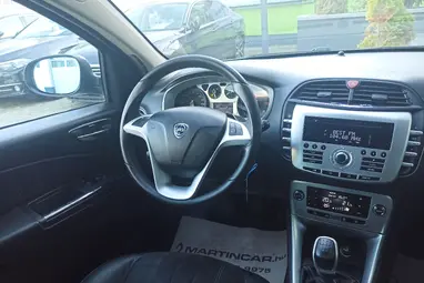 LANCIA DELTA 1.4 T-Jet Oro Midnight Blue +Igazi OLASZ egyéniség +1. Tulaj +Friss Műszaki +3X-s GARANCIA !!