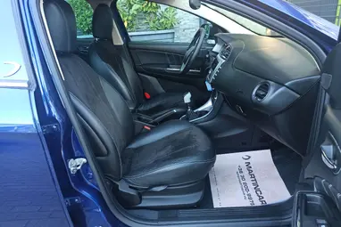 LANCIA DELTA 1.4 T-Jet Oro Midnight Blue +Igazi OLASZ egyéniség +1. Tulaj +Friss Műszaki +3X-s GARANCIA !!