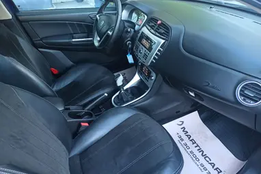 LANCIA DELTA 1.4 T-Jet Oro Midnight Blue +Igazi OLASZ egyéniség +1. Tulaj +Friss Műszaki +3X-s GARANCIA !!