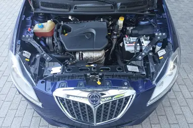 LANCIA DELTA 1.4 T-Jet Oro Midnight Blue +Igazi OLASZ egyéniség +1. Tulaj +Friss Műszaki +3X-s GARANCIA !!