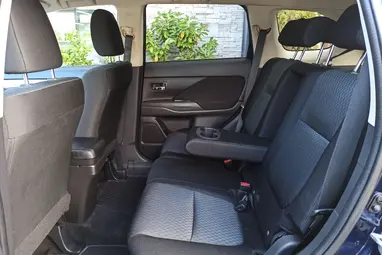 MITSUBISHI OUTLANDER 2.2 DI-D Intense Plus 4WD (Automata) Cosmic Blue +Full Service +1.Tulaj +Friss Műszaki +3X-s GARANCIA !!