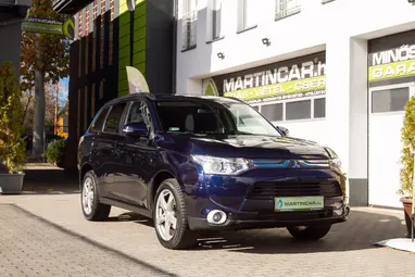 MITSUBISHI OUTLANDER 2.2 DI-D Intense Plus 4WD (Automata) Cosmic Blue +Full Service +1.Tulaj +Friss Műszaki +3X-s GARANCIA !!