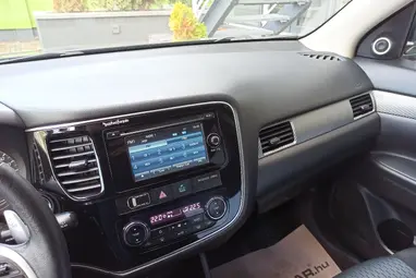 MITSUBISHI OUTLANDER 2.2 DI-D Intense Plus 4WD (Automata) Cosmic Blue +Full Service +1.Tulaj +Friss Műszaki +3X-s GARANCIA !!