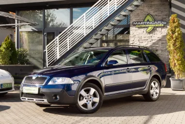 SKODA OCTAVIA Combi Scout 2.0 PD TDI DPF 4x4 Blue Storm Metallic +1.Tulajdonos +Vezérlés csere +3X-s GARANCIA !!