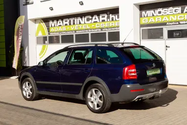SKODA OCTAVIA Combi Scout 2.0 PD TDI DPF 4x4 Blue Storm Metallic +1.Tulajdonos +Vezérlés csere +3X-s GARANCIA !!
