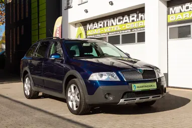 SKODA OCTAVIA Combi Scout 2.0 PD TDI DPF 4x4 Blue Storm Metallic +1.Tulajdonos +Vezérlés csere +3X-s GARANCIA !!