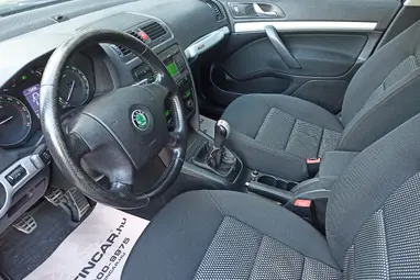 SKODA OCTAVIA Combi Scout 2.0 PD TDI DPF 4x4 Blue Storm Metallic +1.Tulajdonos +Vezérlés csere +3X-s GARANCIA !!