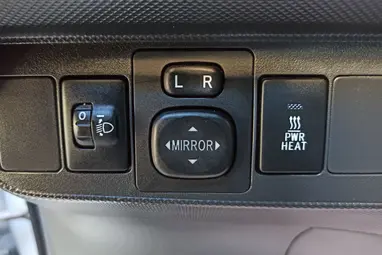 TOYOTA AURIS 1.4 D-4D Classic Silver Metallic +Első Tulajdonostól +Friss Műszaki +3X-s GARANCIA !!