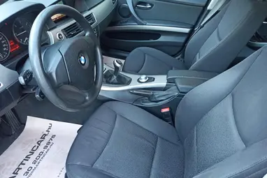 BMW 318d Touring Toledoblau Metallic +Első Tulajdonostól +Friss Műszaki +3X-s GARANCIA !!