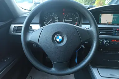 BMW 318d Touring Toledoblau Metallic +Első Tulajdonostól +Friss Műszaki +3X-s GARANCIA !!